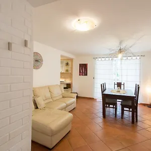 apartment-roberta-rijeka.primorje-gorskikotar.com/